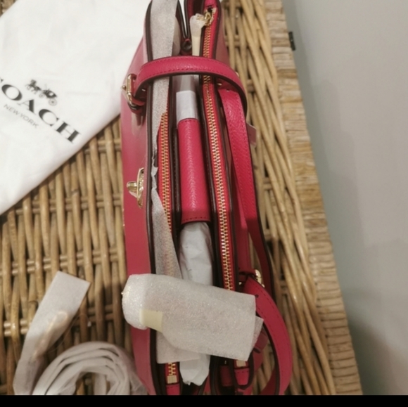 NWT  coach turnlock carry all crossgrain leather - Picture 13 of 13